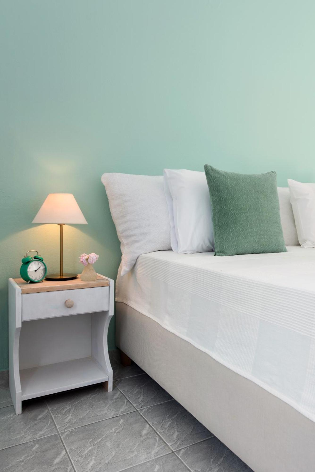 Nisea Apartments Ипсос Экстерьер фото
