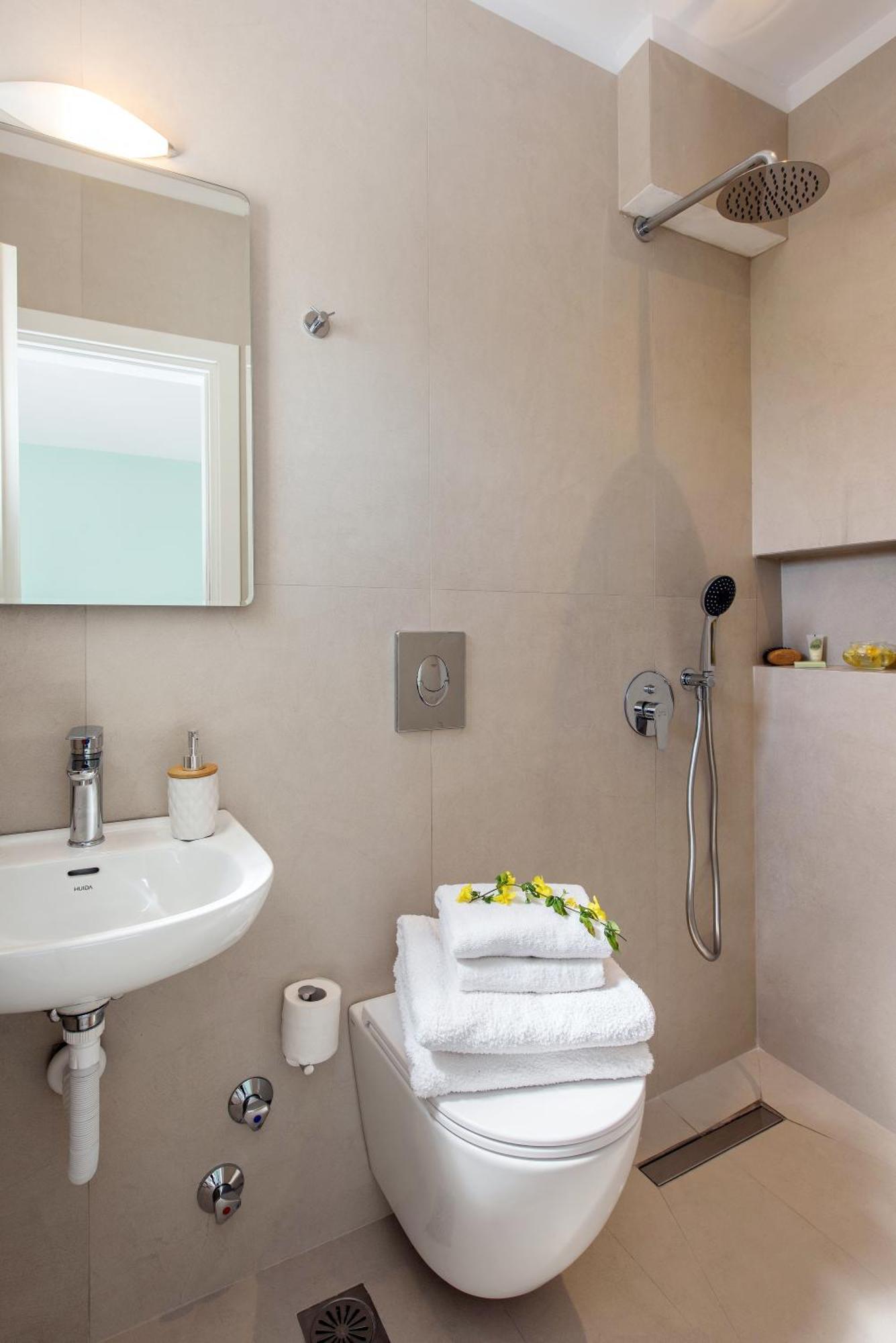 Nisea Apartments Ипсос Экстерьер фото