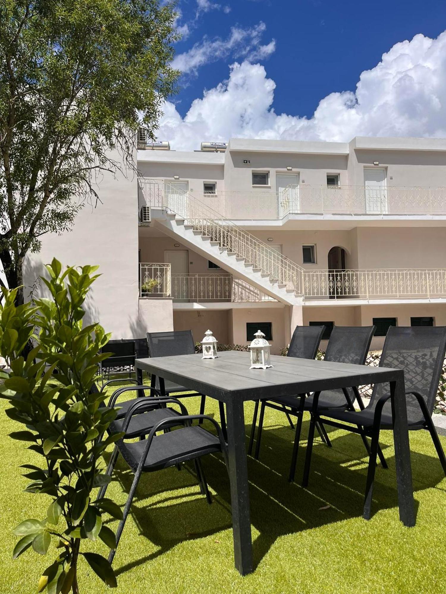 Nisea Apartments Ипсос Экстерьер фото