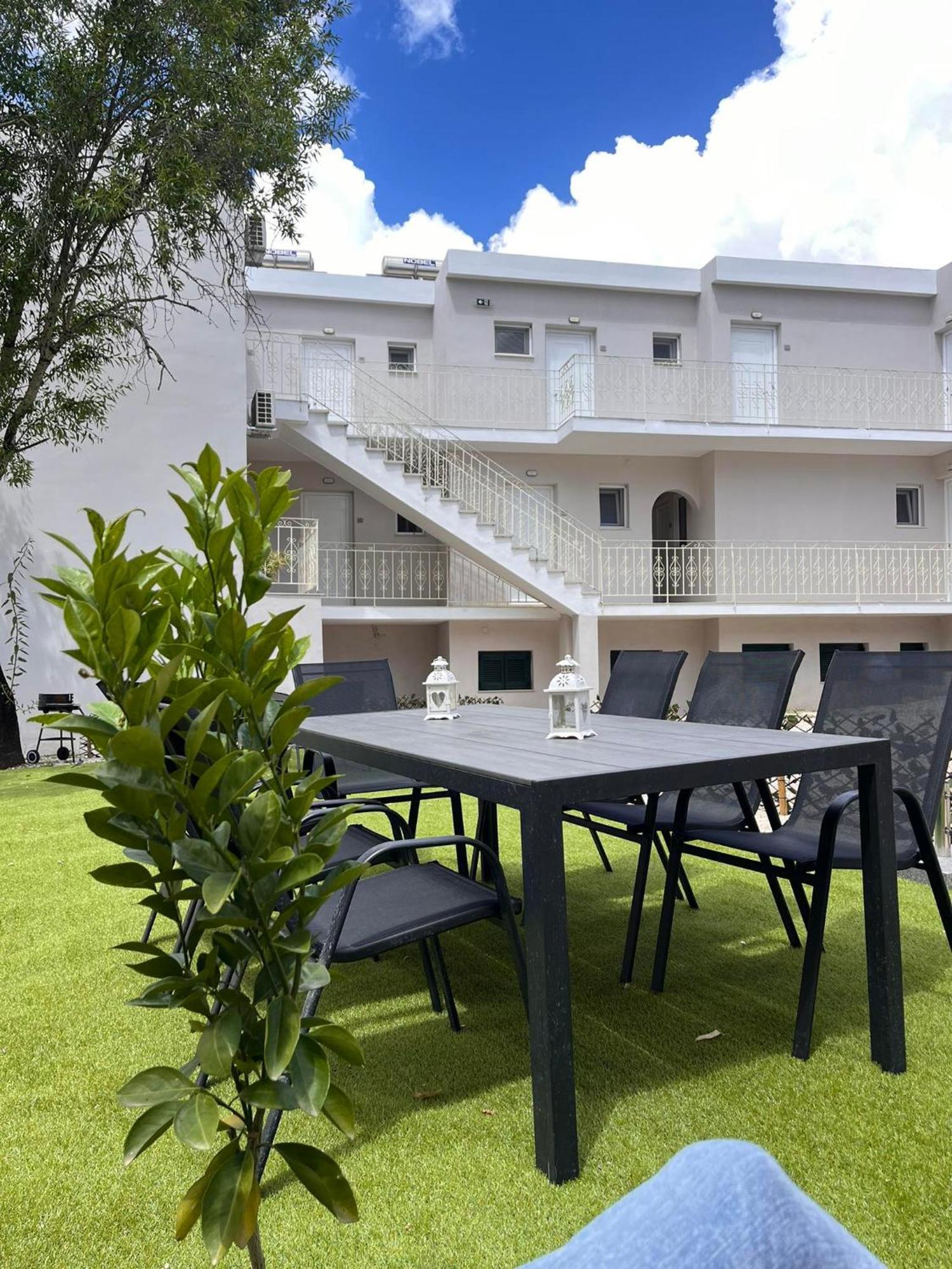 Nisea Apartments Ипсос Экстерьер фото