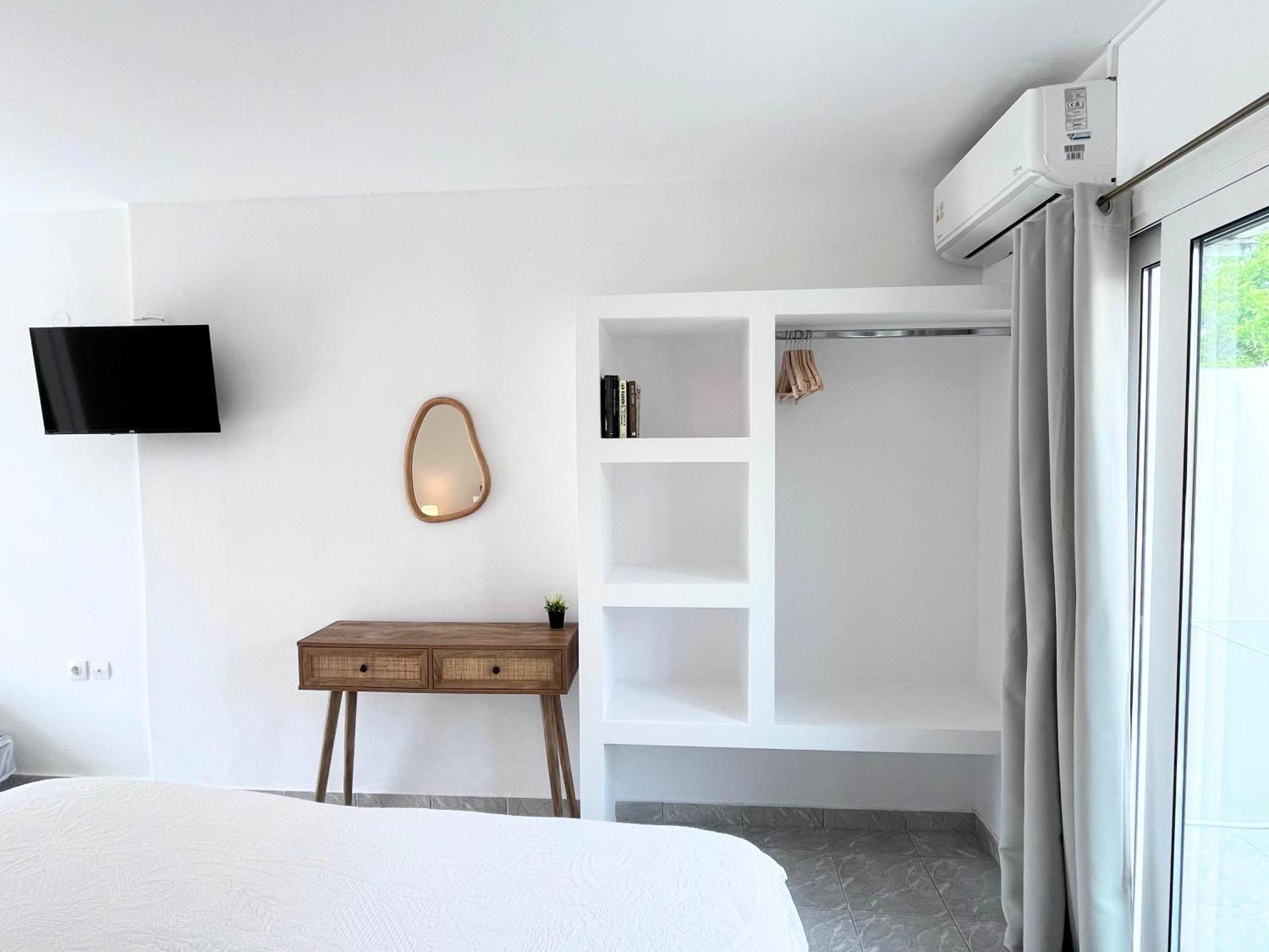 Nisea Apartments Ипсос Экстерьер фото